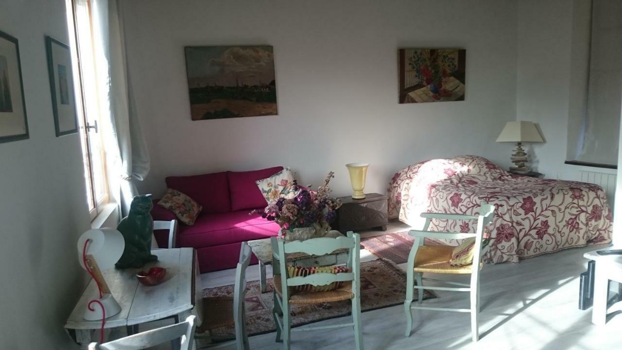 Remalard Appartement Bagian luar foto